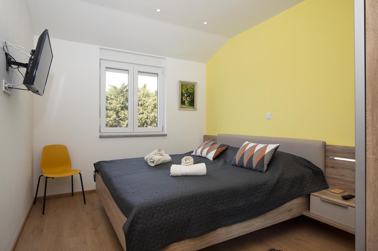 Apartments Jan&Enzo Медулин Екстериор снимка