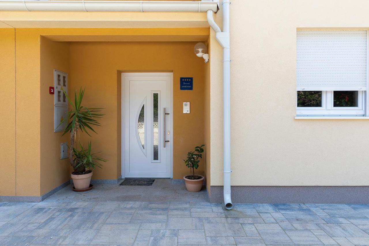 Apartments Jan&Enzo Медулин Екстериор снимка